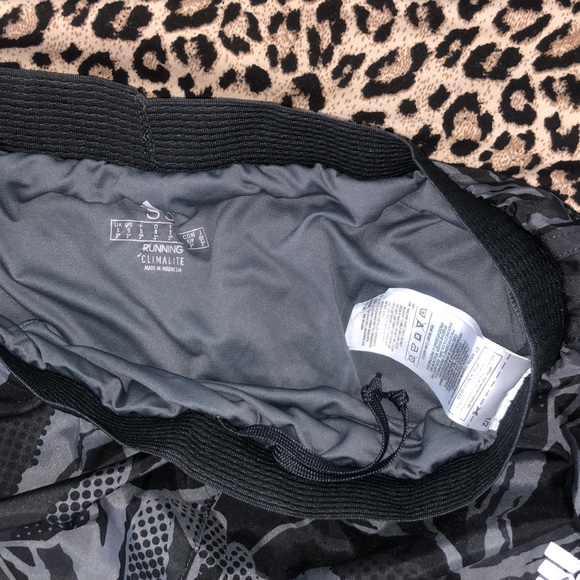 Adidas 3” shorts - Picture 3 of 4